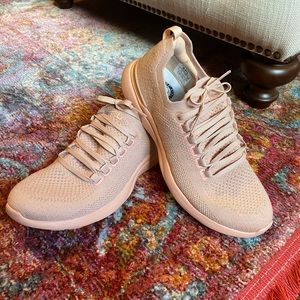 APL Techloom Breeze Blush Pink Shoes